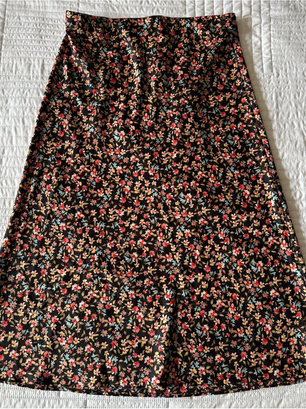 LOFT Floral Satin Midi Skirt | Small | Elastic Waist - Picture 7 of 8